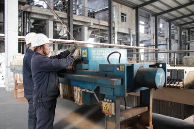 双鸭山市岭东区中双石墨采选及深加工项目施工现场!_建设